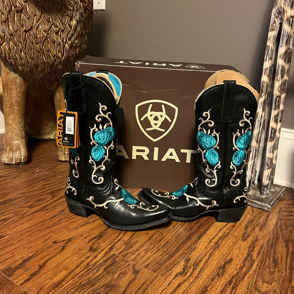 Ariat Women's Black and Turquoise Floral Boots